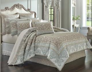 Quirion Comforter Set, King