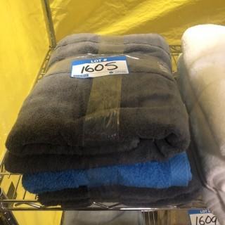 Assorted Towels 