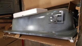 American Standard 60" Bathtub, Right Hand Drain