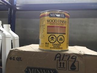Lot of (4) Minwax Natural Wood Stain 946ml.