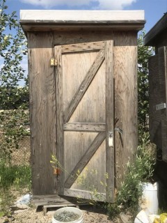 5' X 5' Wooden Shed