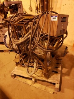 Lincoln 750 Amp Electric Welder. SN 3653. *Note: May Require Repairs*