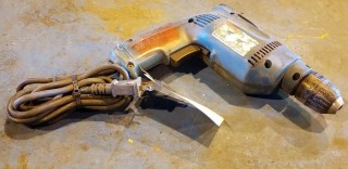 Makita Electric Drill