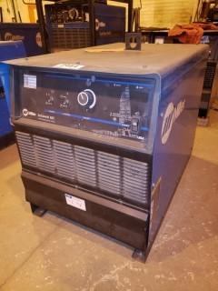 Miller Deltaweld 652 Power Source. SN LA153668