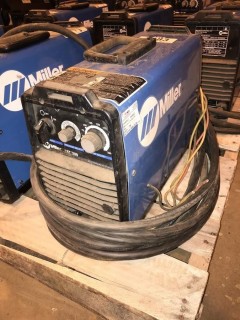 Miller CST 280 Welder. SN MD280314G