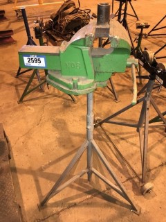 Vise C/w Stand