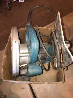 Makita Circular Saw *Note: Needs Repair*