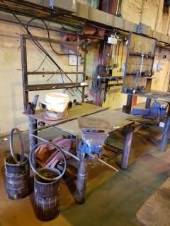 4' X 4' Welding Table C/w (2) Vises