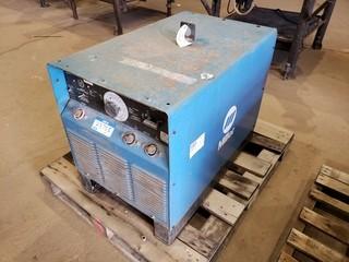 Miller Direct Current Arc Welding Power Source. SN JB485998 *Note: Needs Repair*