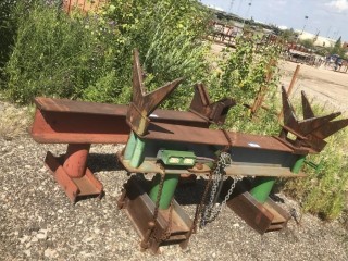 Qty Of (2) Steel Stands