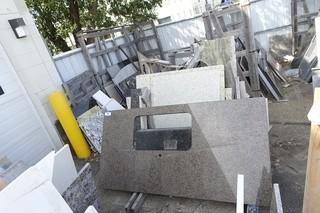 Qty Of Assorted Size Pieces Of Granite 