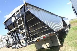 2015 Lode King Grain Trailer C/W Steel Sides, Aluminum Slopes, Air Scales, Open Ended, 11R24.5 Tires, VIN 2LDHG2836FF060177 (Lead) W/ 2015 Lode King C/W Steel Sides, Aluminum Slopes, Air Scales, Open Ended. VIN 2LDHG3027FF060178 (Pup) 