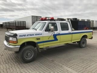 1995 Ford F350 4x4 Crew Cab Rescue Truck c/w V8, 5 Spd, Water Tank, Hose w/Reel. Showing 166,910 Kms. S/N 1FTJW36G1SEA65860. County Unit Note:  There is a ten percent (10%) Buyers Premium with NO CAP on This Lot.