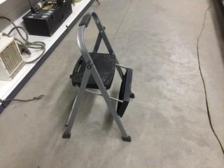 Folding 2 Step Ladder.