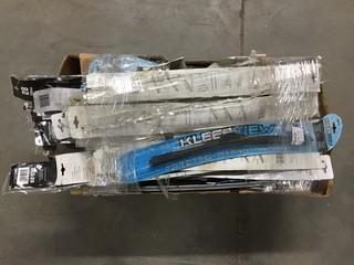 Lot of Assorted Automotive Windshield Wiper Blades