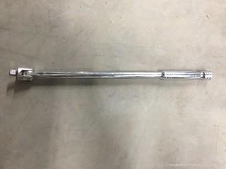 New 18" 1/2" Drive Chrome Vanadium Breaker Bar