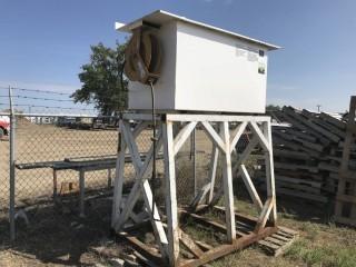 Selling Off-Site 2005 DTE Industries ULC Lube Oil Storage Tank & Stand. Location: 339 Aquaduct Dr., Brooks, AB Call Tim For Further Information 403-968-9430. 