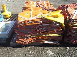 Assorted Cable Lift Helibags. 