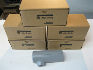 Photoswitch Allen Bradley # 42RLU-400B ( Alvey #8200040 - For Palletizer ) Call Tim @ 403-968-9430 For Further Information.