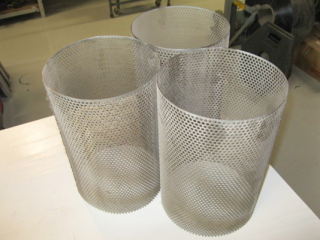 Lot of Assorted Style D Stainless Steel Screens. Call Tim @ 403-968-9430 For Further Information.