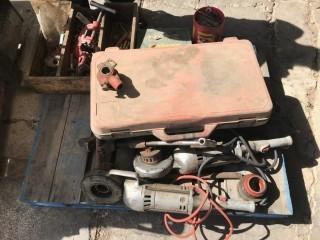 Selling Off-Site - Ridgid 700 Power Pipe Cutter & Accessories.  Located in Taber AB, Call Tim For Further Details (403) 968-9430.