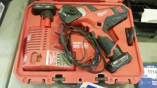 Milwaukee Cordless Cable Cutter 600MCM 12 V c/w batteries and charger Cat # 2472-20