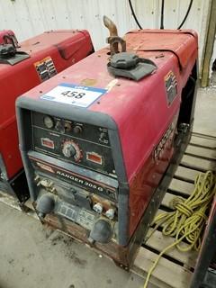 Lincoln Electric Ranger 305G Gas Welder, Showing 2367Hrs. *Note: Missing Panels*