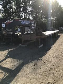 2015 Road Clipper 30ft Dual T/A Fifth Wheel Equipment Trailer C/w Beaver Tails And Flip Up Ramps. Unit 139. CVIP Exp March 2020. VIN 46UFU3020F1165834
