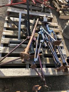 Qty Of Pipe Stands