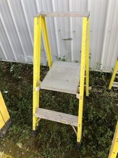 Featherlite 2ft Step Ladder