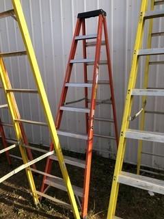 Sturdy 8ft Step Ladder