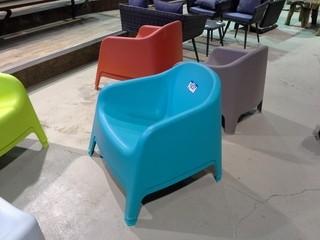 Lot of  (2) Formed Resin Deck Lounge Chairs (Teal). 