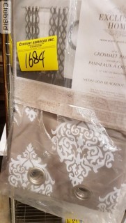 Bungalow Rose Fletcher Blackout Thermal Curtain Panels (BNRS2560_20584720_20584728)