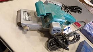 Makita Belt Sander 3" x 24" # 9924DB