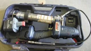 Lincoln Cordless Electric Grease Gun 14.4V c/w charger and battery #1400