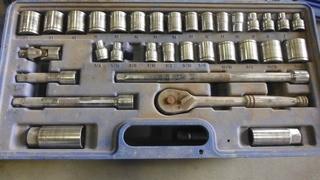 Westward 3/8" Drive Socket Set SK 3857