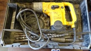 Dewalt Rotary Hammer Drill, 120 V AC  # D29650