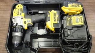 Dewalt 20V Cordless Drill c/w Battery, Charger and Case # DCD980