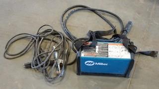 Miller Maxstar (230 115V AC - 230V AC) 150 AMP Welder c/w cables and case # 150S