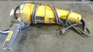 Dewalt Electric Angle Grinder 5" 120 V AC/DC #DW831