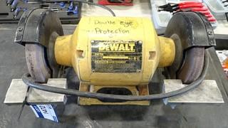 Dewalt 6" Bench Grinder 120 V AC #DW756