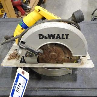 Dewalt 8 1/4" Circular Saw  120V AC/DC #DW384