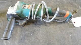 Makita 6" Angle Grinder 120V AC/DC GA6020Y