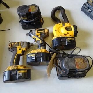 Dewalt (2) Cordless Impact Wrenches, (1) Flashlight, 18V c/w 5 Batteries and 2 Chargers