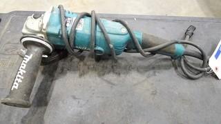 Makita 5" Angle Grinder #GA5020 120V AC/DC