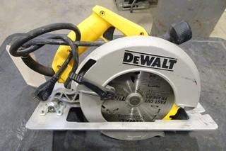 Dewalt 7-1/4" Circular Saw #DW364 120V AC/DC