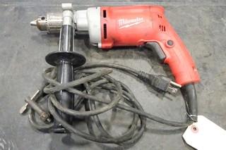 Milwaukee 1/2" Drill #00299-20 120V AC