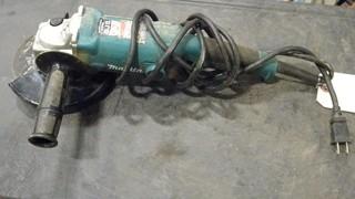 Makita 6" Angle Grinder #GA6020Y 120V Ac/DC