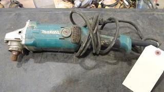 Makita 5" Angle Grinder GA5020 120V AC/DC