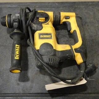 Dewalt Hammer Drill #D25323 120V AC